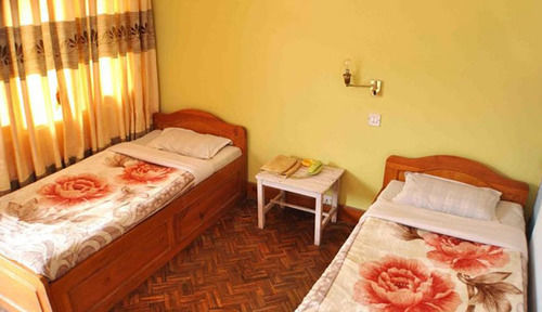 Kings Land Hotel Kathmandu Buitenkant foto